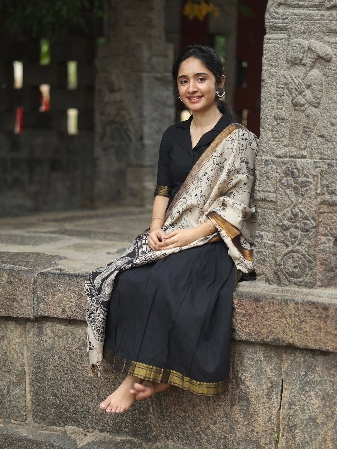 SUBATHRA-Black