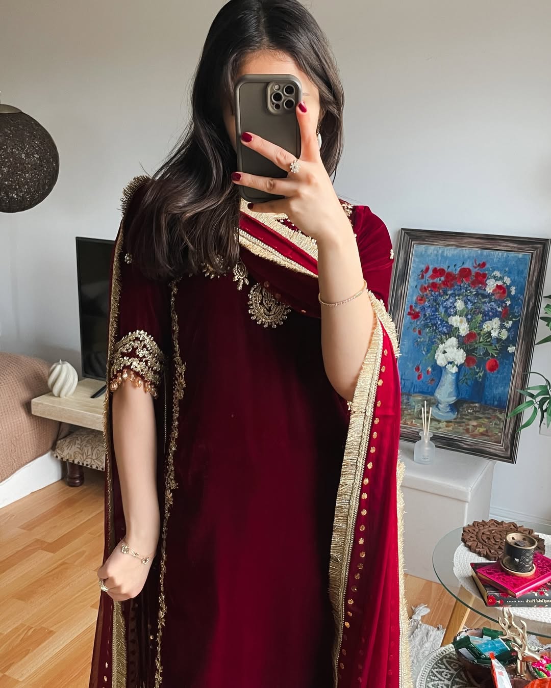 Reds & velvets Suit for the winter
